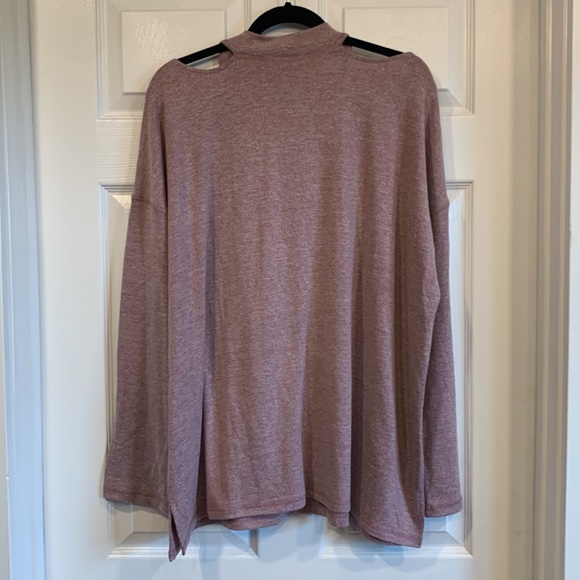 Suzanne Betro Weekend Cutout Shoulder Lightweight Sweater Size 2X NWT - Picture 4 of 5